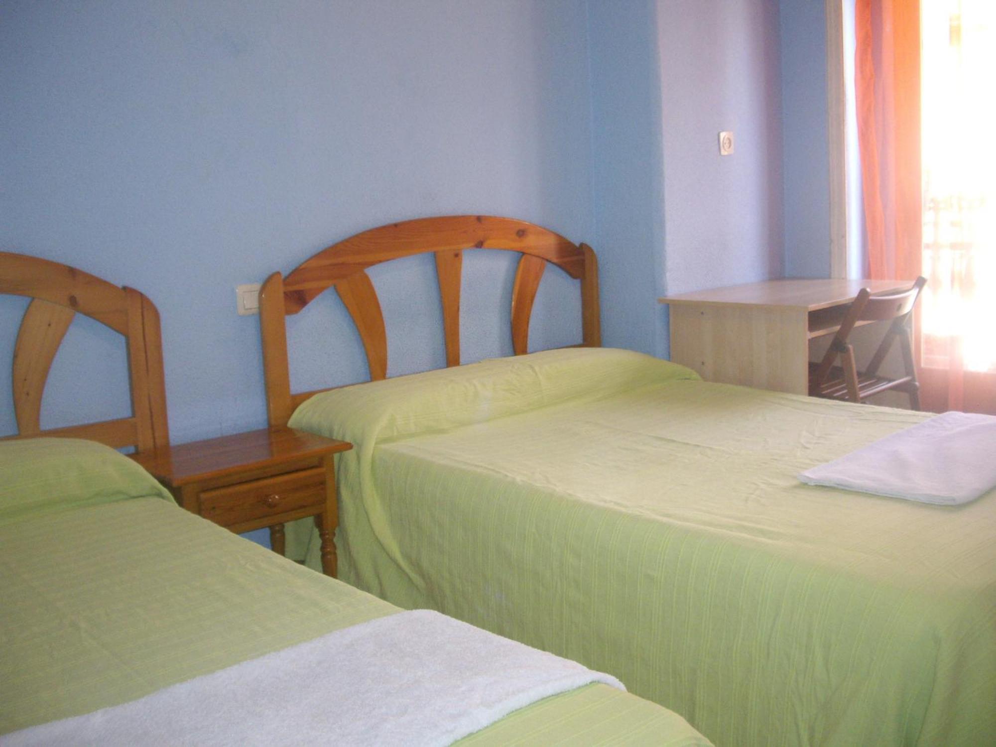 Hostal Pacios Madrid Kültér fotó
