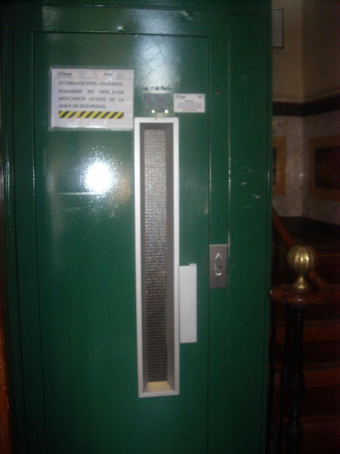 Hostal Pacios Madrid Kültér fotó